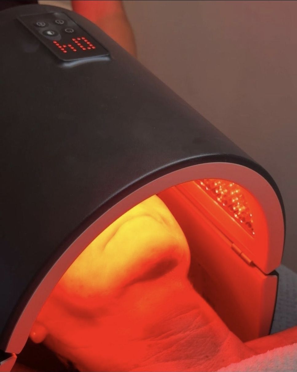 LED light therapy treatment