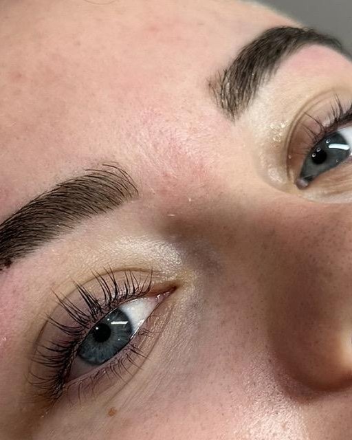 Close-up of lifted lashes after a lash lift at Verve Noosa